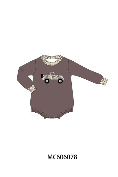 PO95 Mocha brown camouflage adventure applique collection